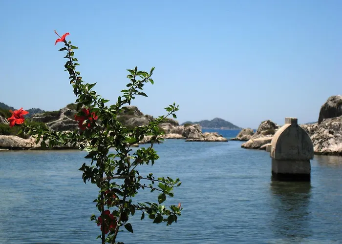 Alojamento de Acomodação e Pequeno-almoço Narnia Kas